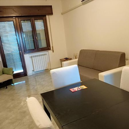 Modular King Suite - Intera Suite Vicino Aeroporto E Fiera Di Roma Fiumicino Ngoại thất bức ảnh