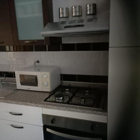 Modular King Suite - Intera Suite Vicino Aeroporto E Fiera Di Roma Fiumicino Ngoại thất bức ảnh
