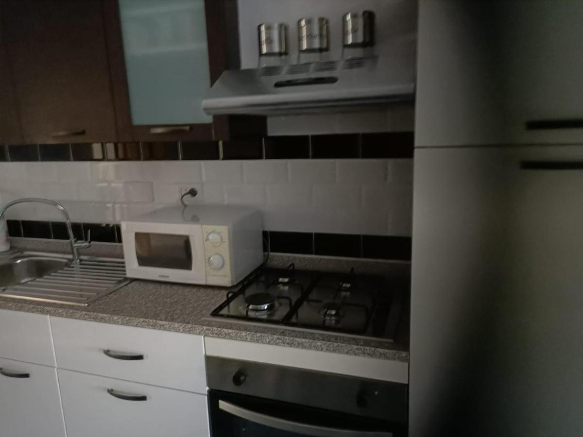 Modular King Suite - Intera Suite Vicino Aeroporto E Fiera Di Roma Fiumicino Ngoại thất bức ảnh